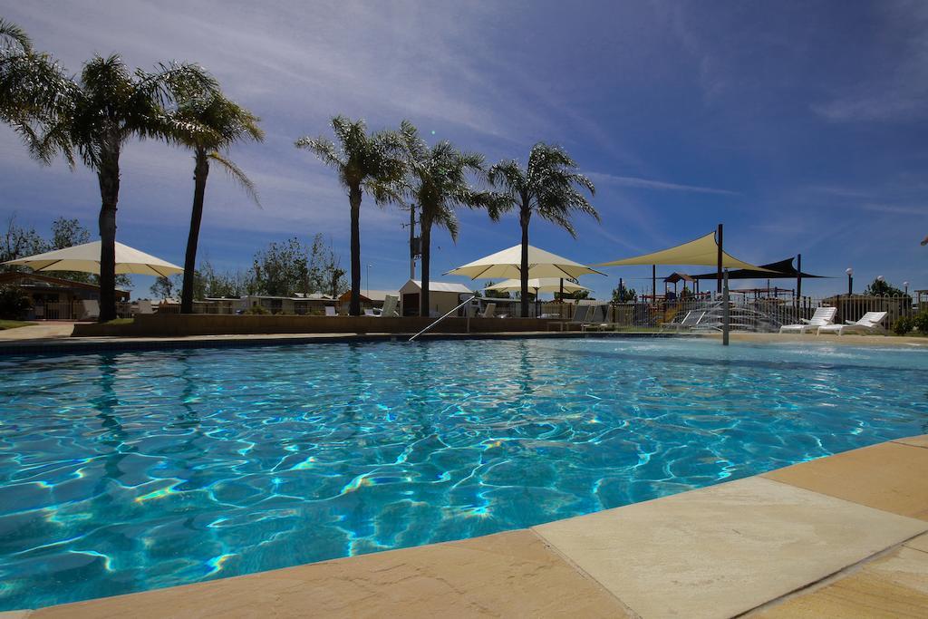 Hotel Sun Country Lifestyle Park Mulwala Esterno foto