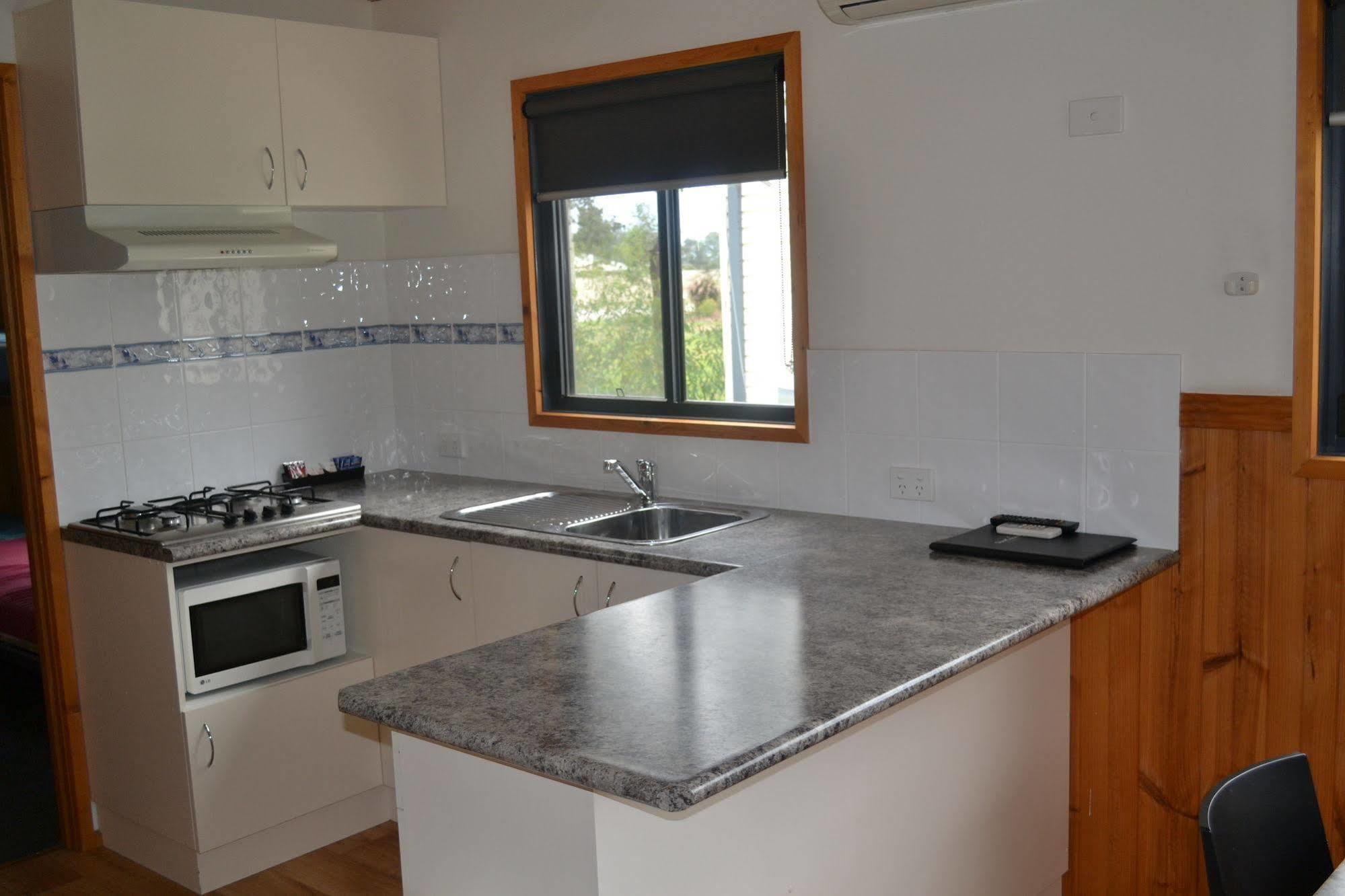 Hotel Sun Country Lifestyle Park Mulwala Esterno foto